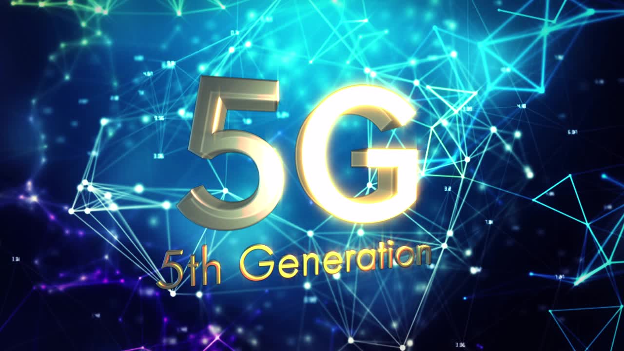 在黑色背景上通过网络连接的5g文本动画视频素材