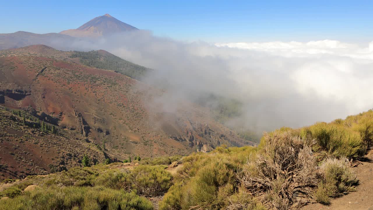 泰德的自然公园，奥罗塔瓦山谷云海在白天-特内里费的地标，时间推移视频视频素材