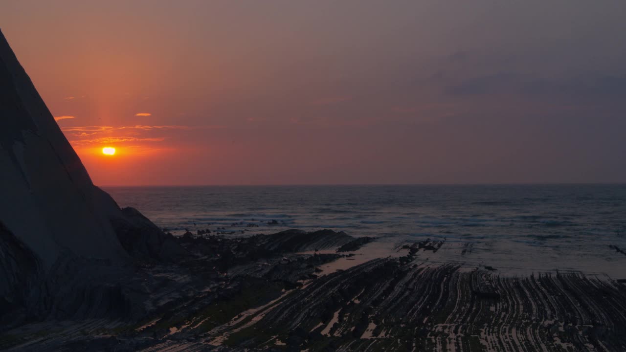 美丽的海岸日落视频素材