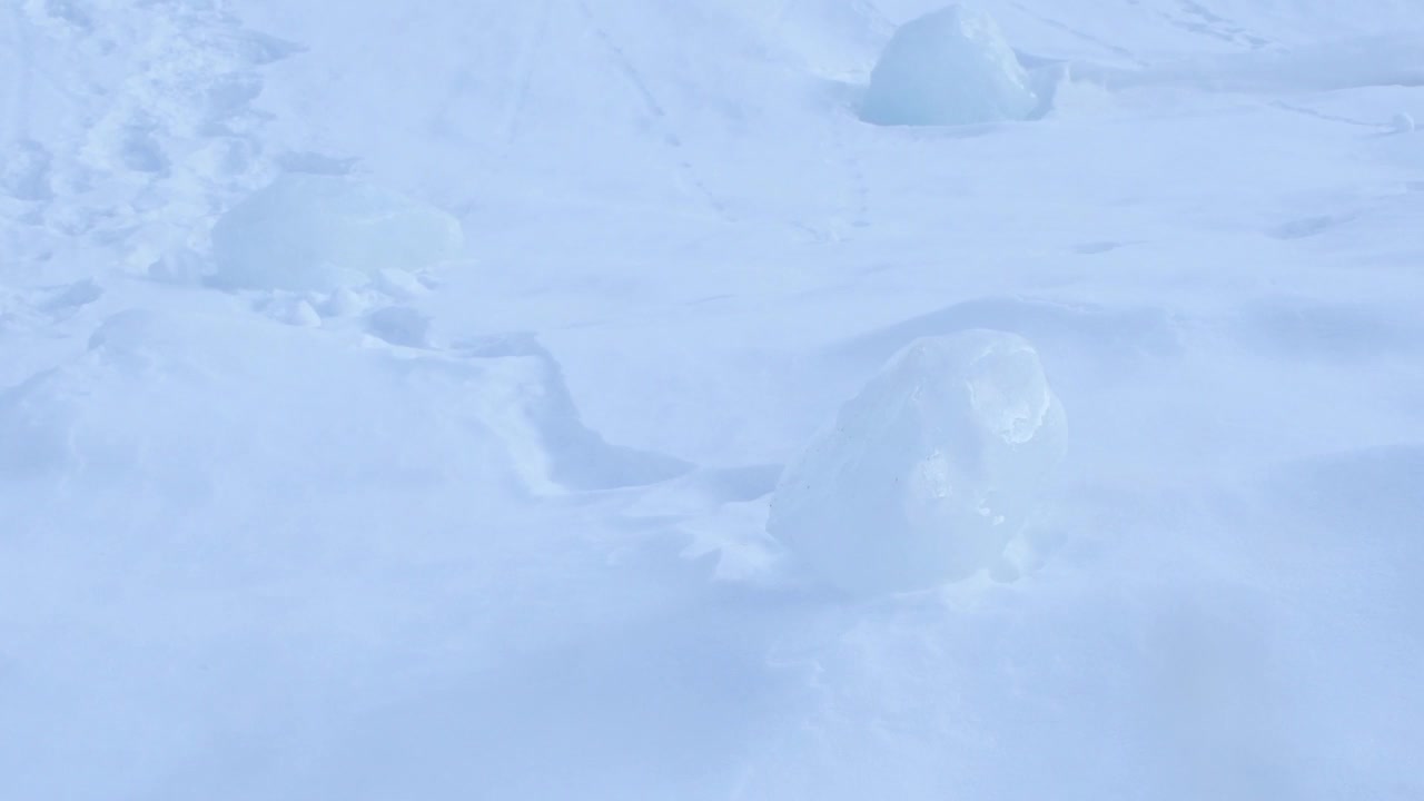 景观，雪崩，雪，木材，树木，森林，阿尔卑斯山，瓦莱耶，科涅，利拉兹，奥斯塔，意大利视频素材