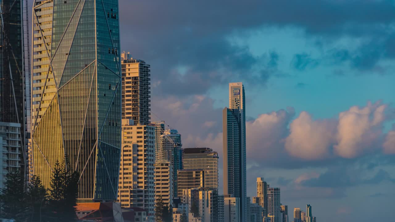 冲浪者天堂海滩时间推移日落，黄金海岸视频素材