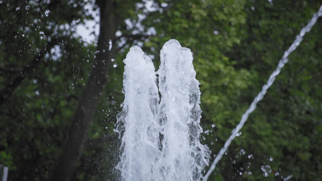 喷泉秀，水花飞溅视频素材