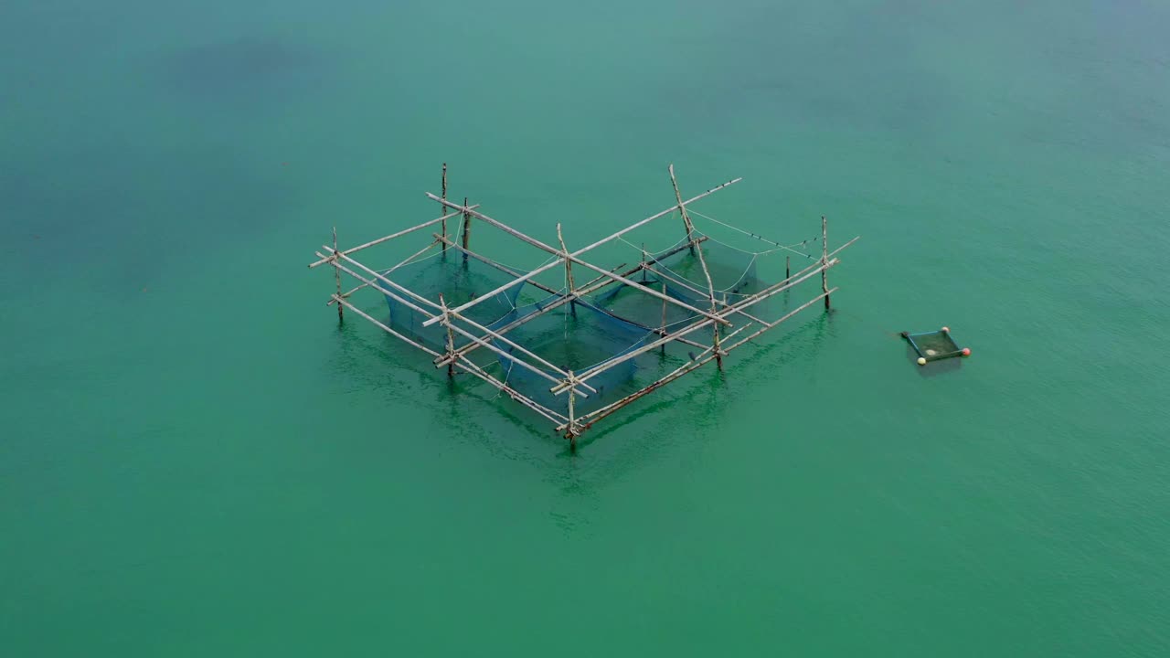 位于泰国特叻的Koh Chang附近的Koh Mak热带岛屿和天堂般的海滩视频素材