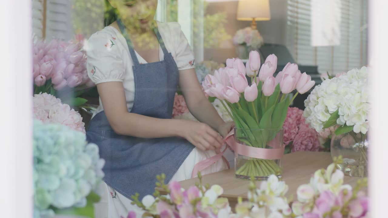 为中小企业提供送花、送花、快递服务。视频素材