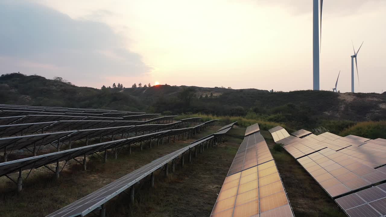 光伏发电、风力发电场景航拍视频素材