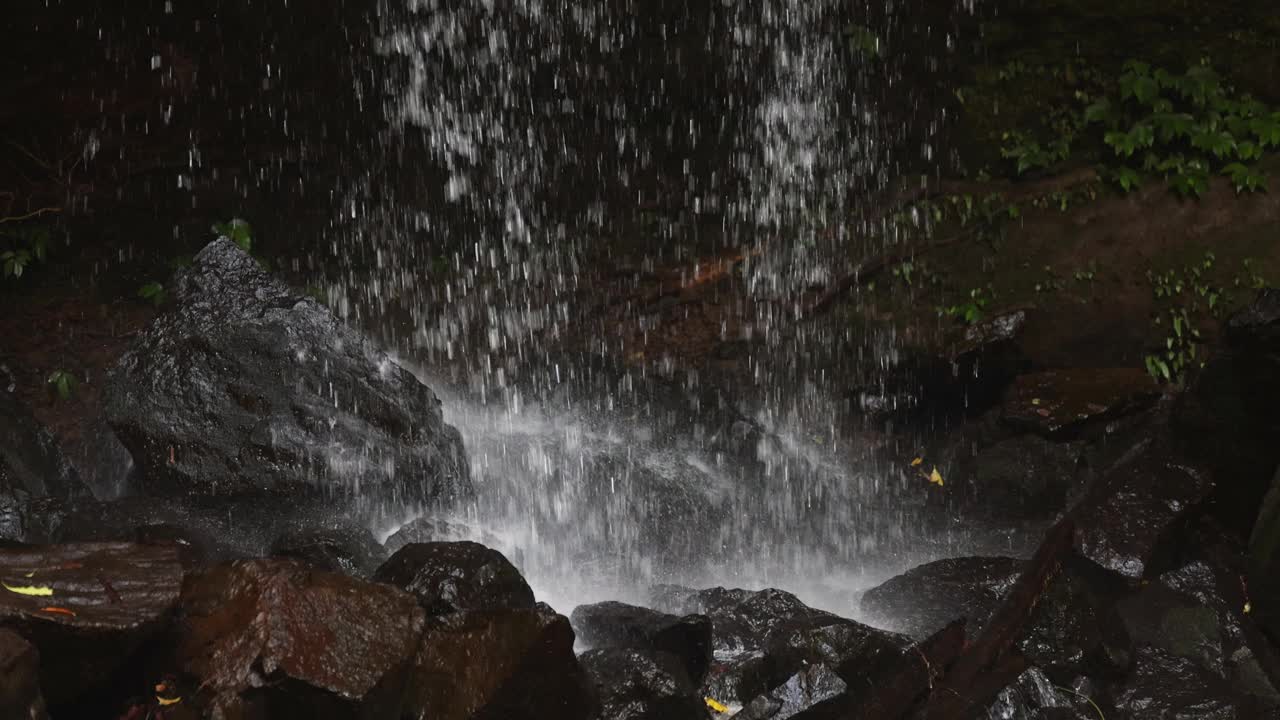 Curtis Falls, Tamborine Mountain的细节，100fps慢镜头视频素材