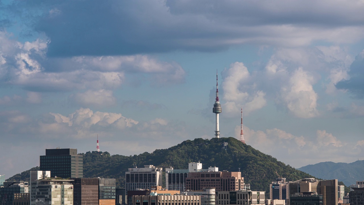 白天:韩国首尔市内N首尔塔和南山附近视频素材