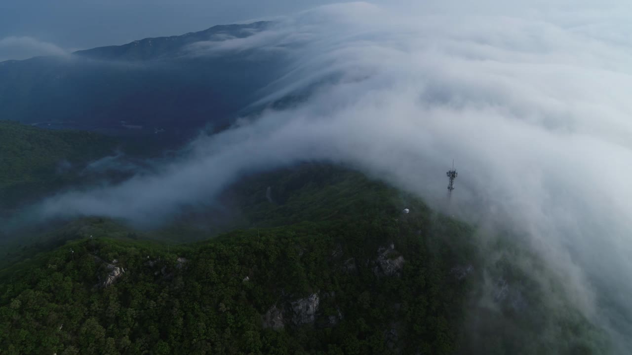 云海山景/韩国庆南南海郡视频素材