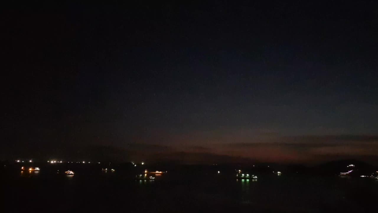 夜海梦幻美丽的风景视频素材