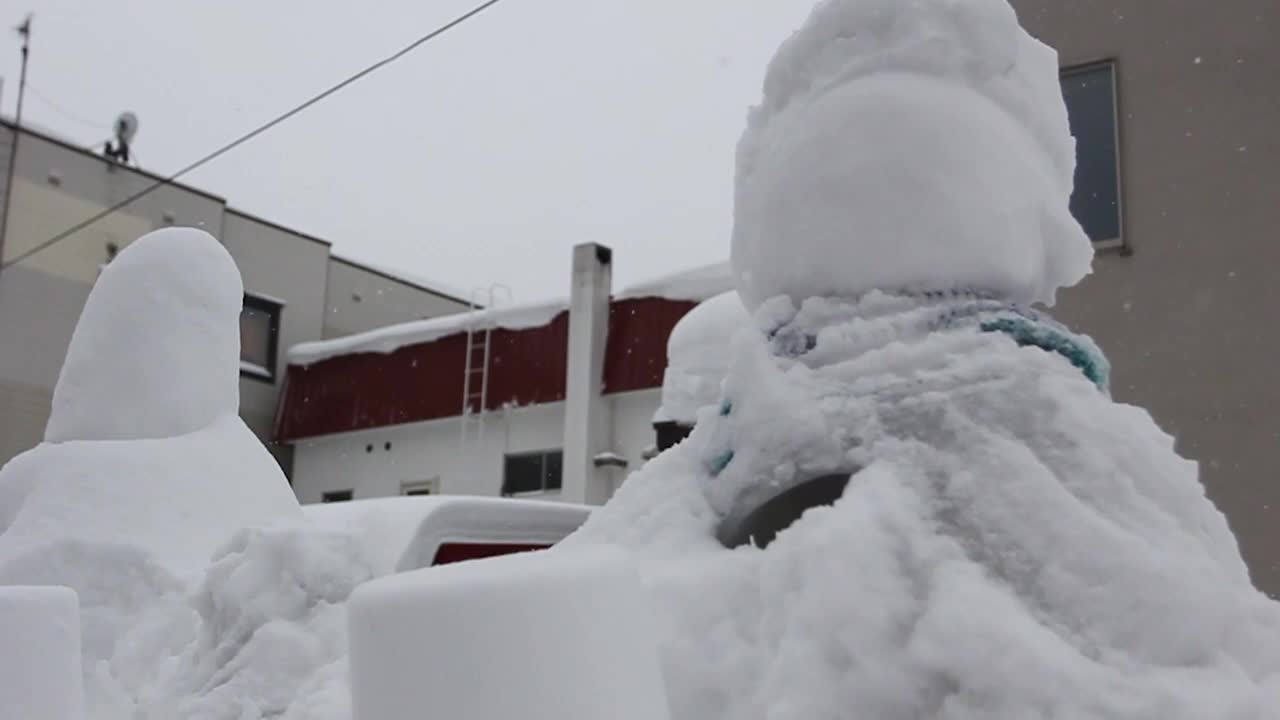 日本小樽雪灯节花灯，地点在日本北海道小樽。视频素材