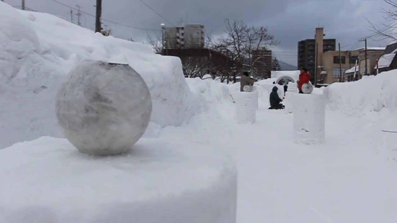 日本小樽雪灯节花灯，地点在日本北海道小樽。视频素材