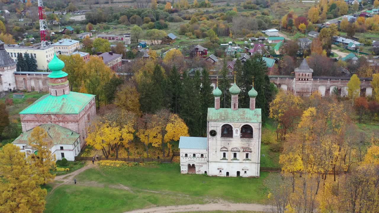 Borisoglebsky在乌斯特罗斯托夫修道院，古老的东正教修道院，俄罗斯视频素材