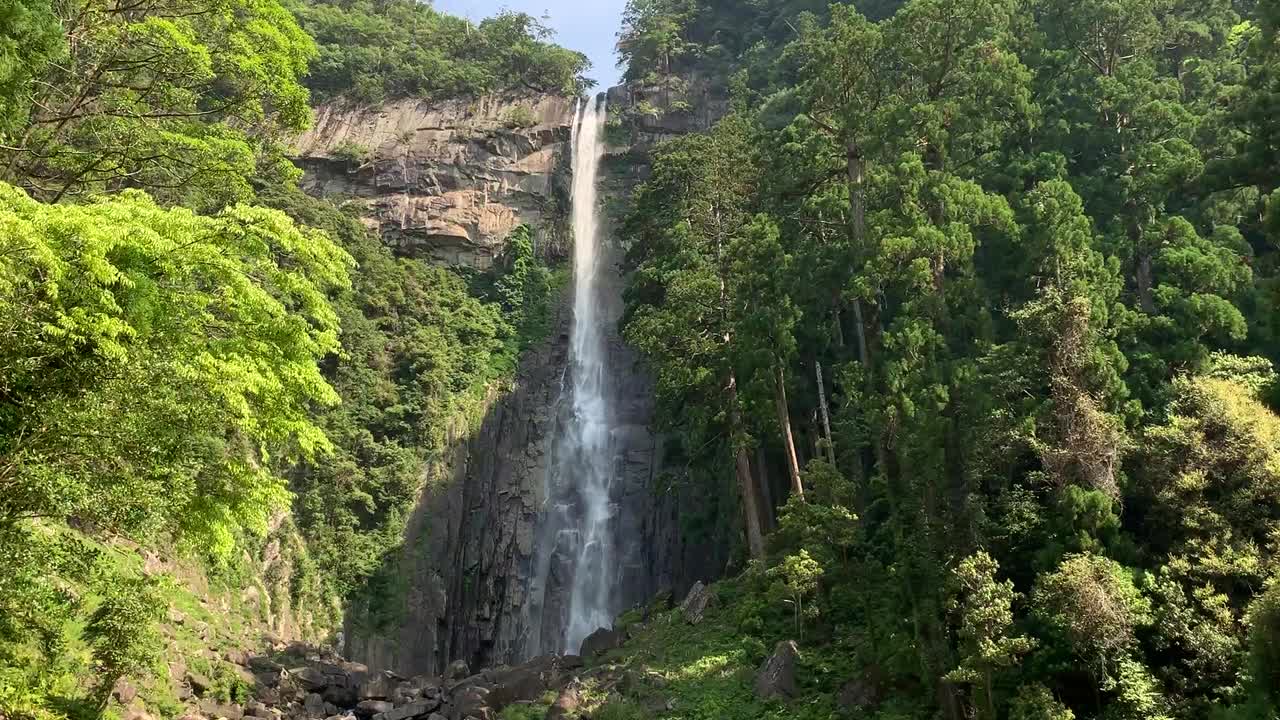 不二越下降,日本视频素材