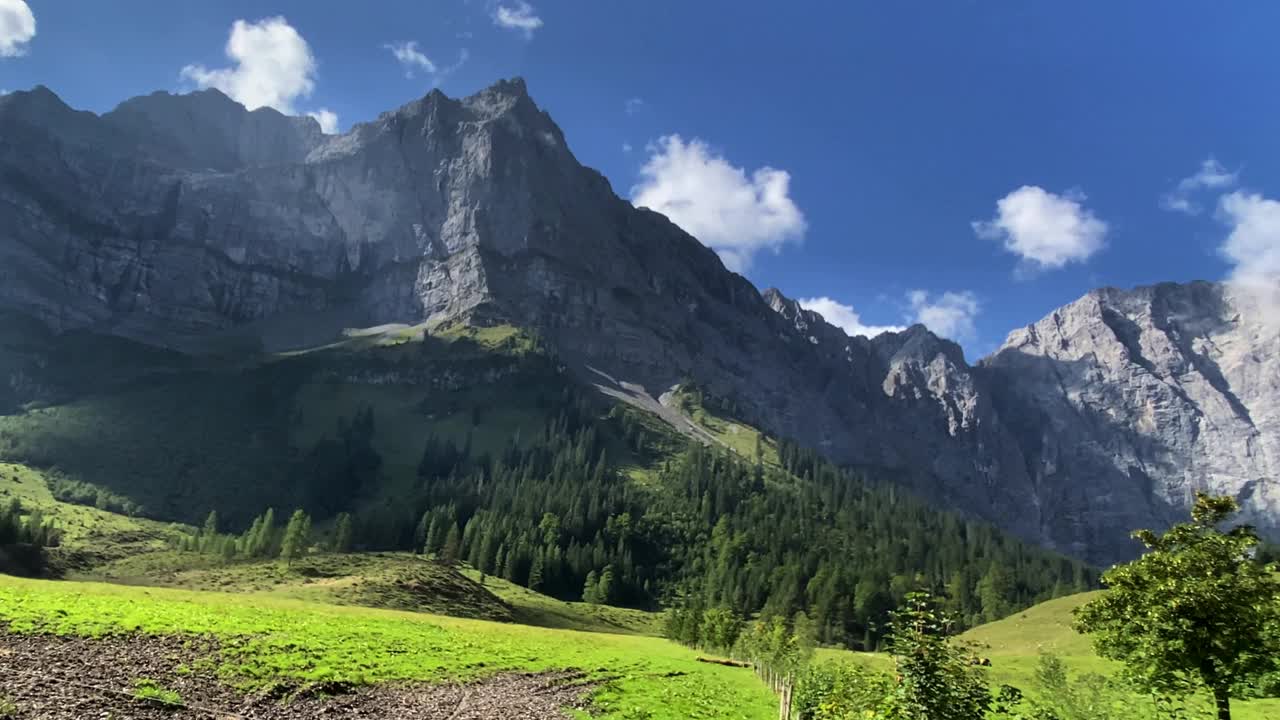 英格拉姆，卡文德尔山脉在泰洛。奥地利。4 k视频素材