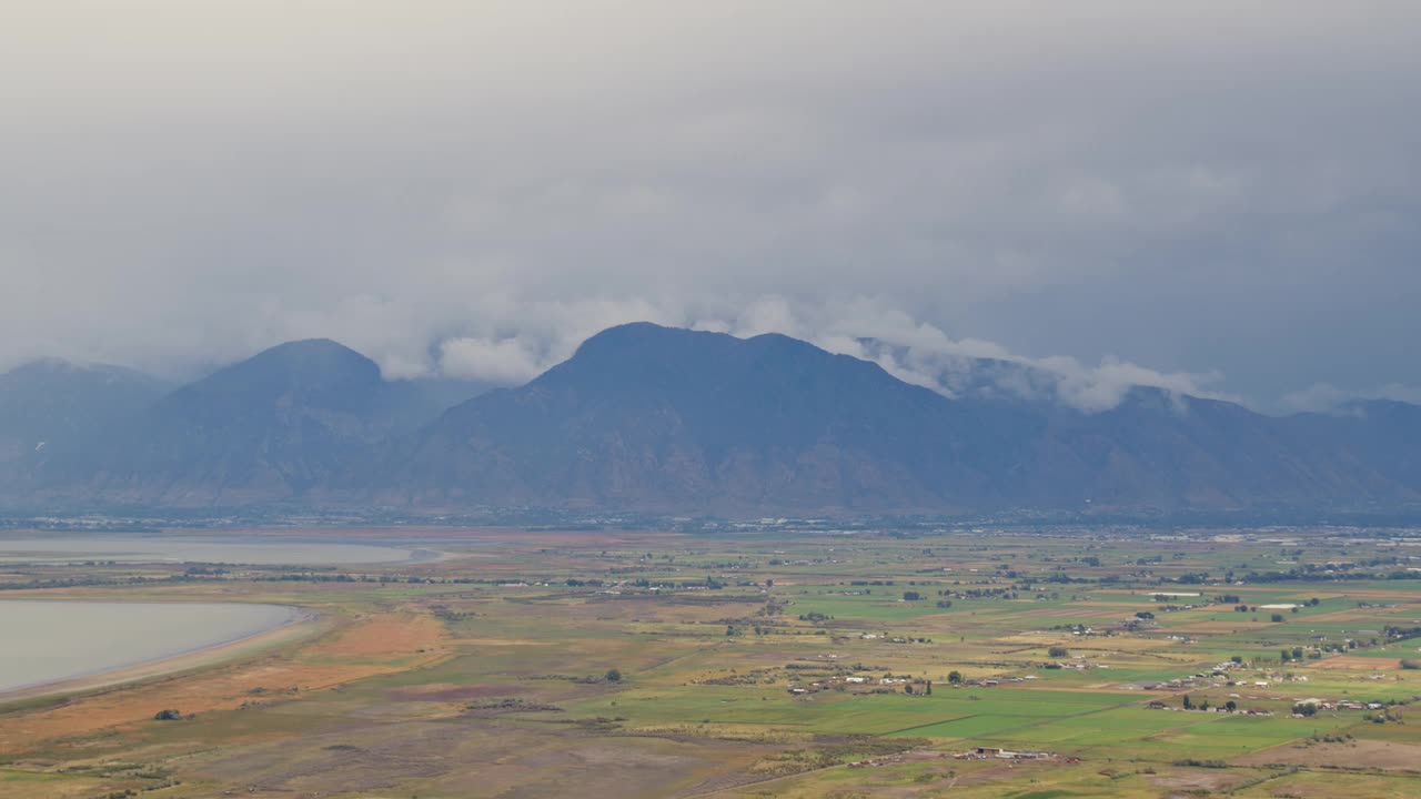 时间流逝在犹他州山谷的农田视频素材