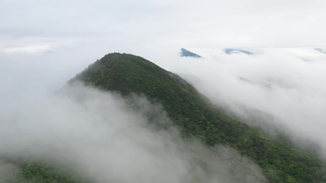 山的看法视频素材