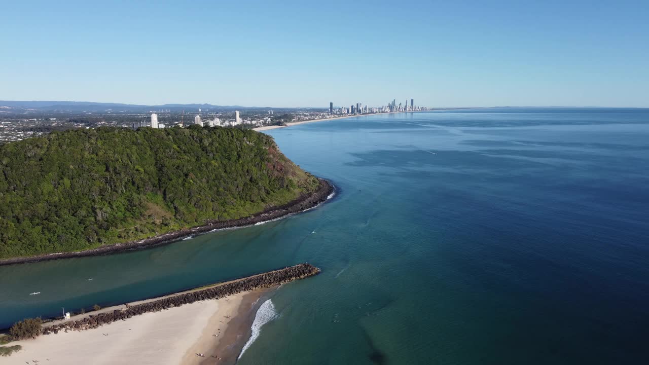 伯利岬和Tallebudgera Creek，伯利岬，黄金海岸，昆士兰州，澳大利亚视频素材