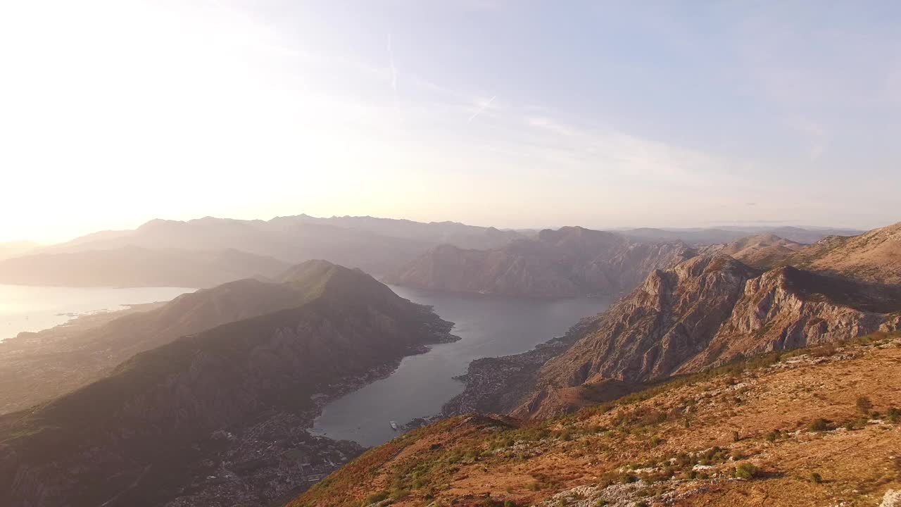 从洛夫森山到科托湾的景色视频素材