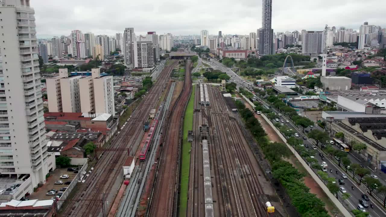 鸟瞰图Tatuapé地区在São Paulo，巴西。在主干道附近，靠近地铁站。视频素材