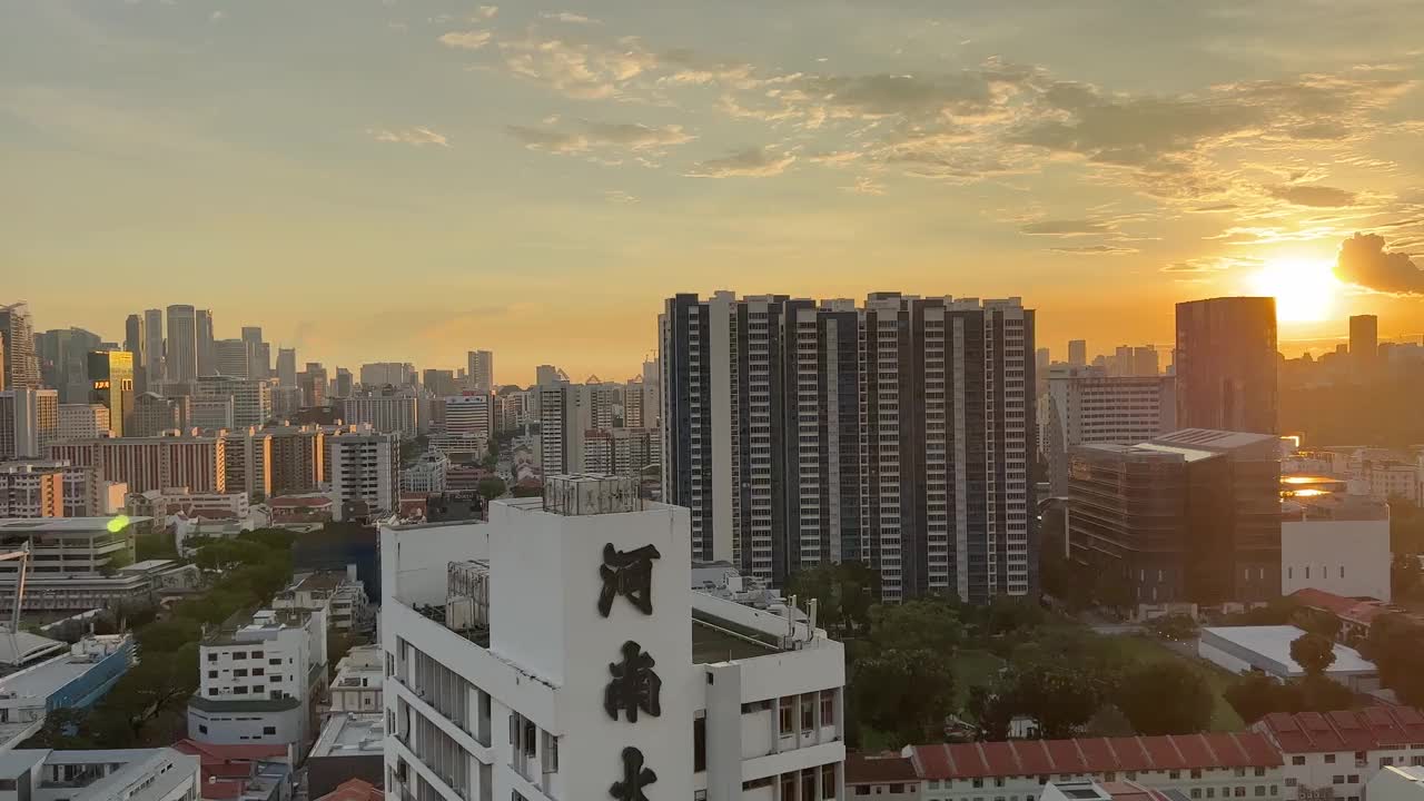 从贾兰巴萨尔地区看到的新加坡城市景观视频下载