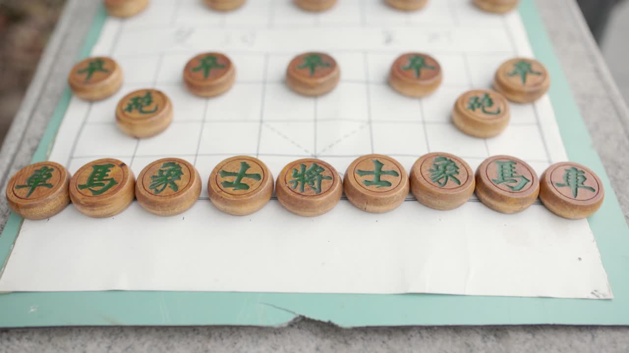 中国象棋近距离，白棋棋盘视频素材