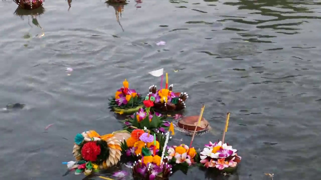 水上水灯节，亚洲节日视频素材