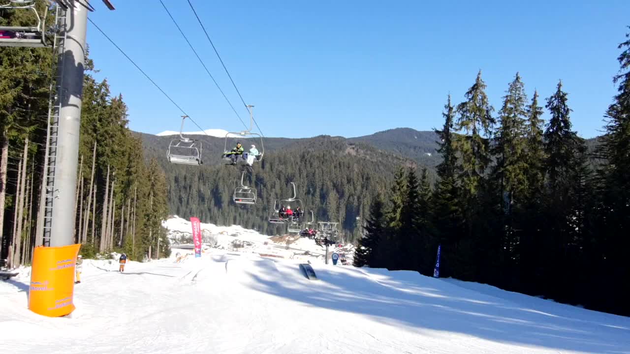 滑雪胜地缆车晴天视频素材