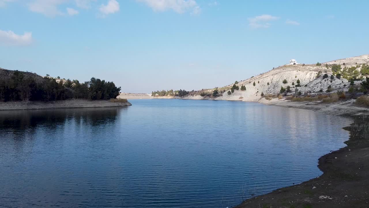 水库大坝的航拍视频素材