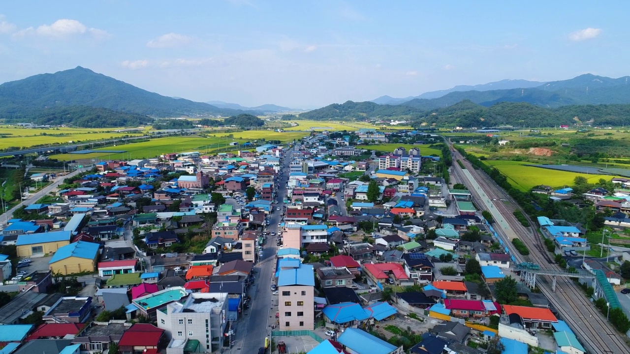 韩国庆尚北道公城郡尚州市的乡村风景视频素材