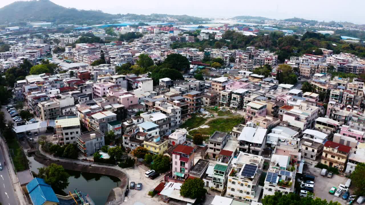 无人机拍摄的鸟瞰图，天水围村，香港视频素材