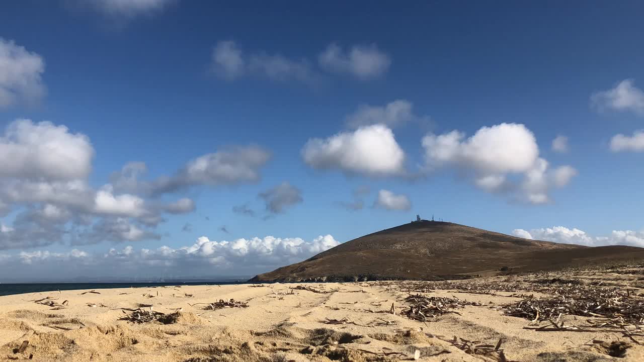 移动云在土耳其博斯卡达的时间间隔。视频素材