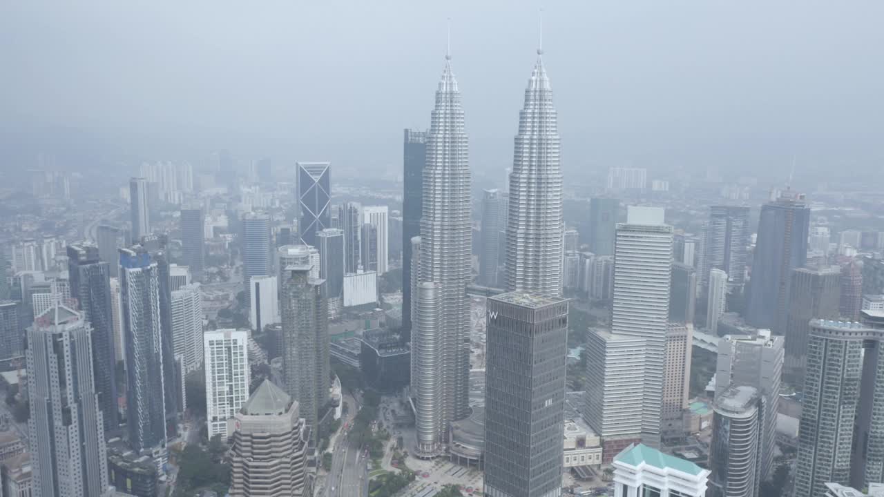 双子塔的空气污染视频素材