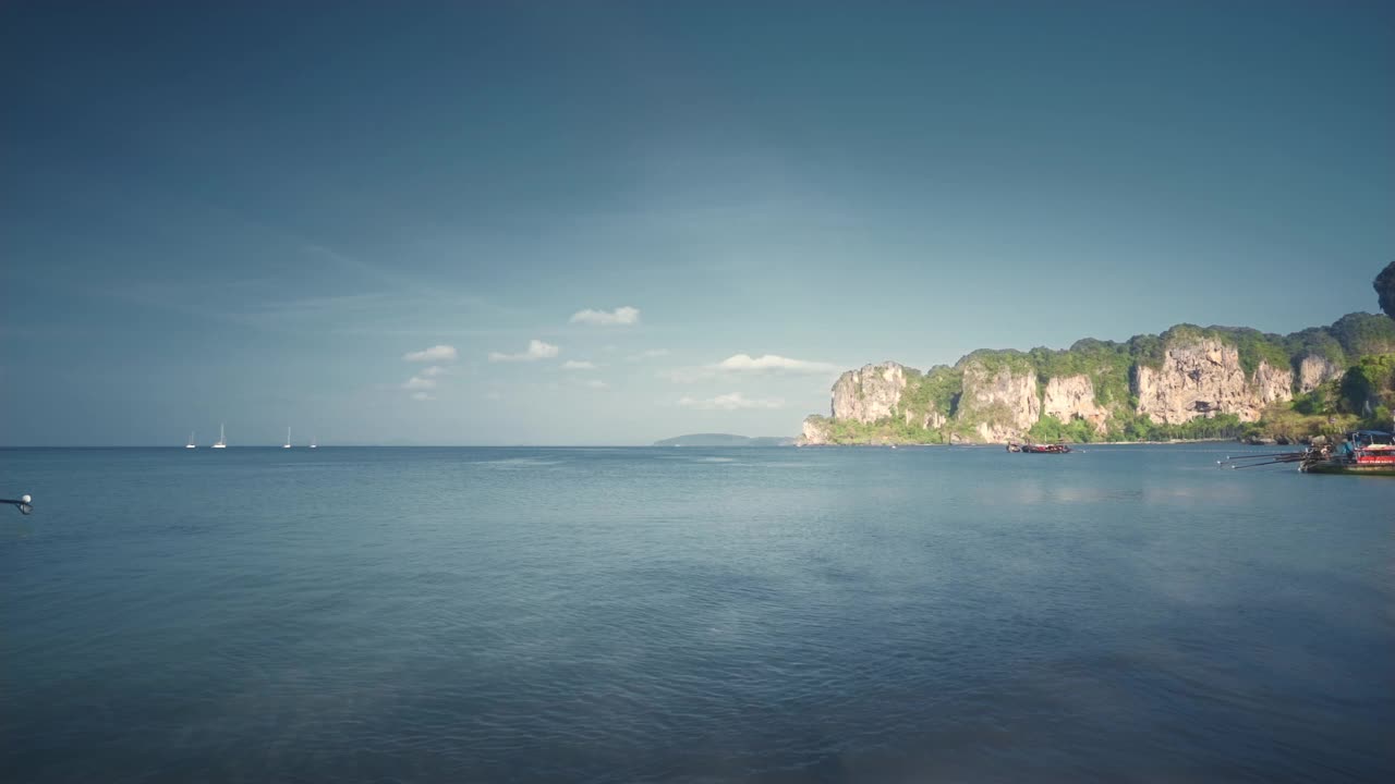 阳光普照的雷雷海滩，泰国甲米视频素材