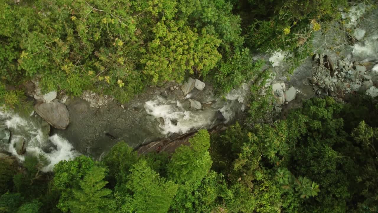 接近里约热内卢cristalino视频下载