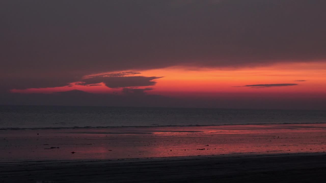 在海上日落视频素材