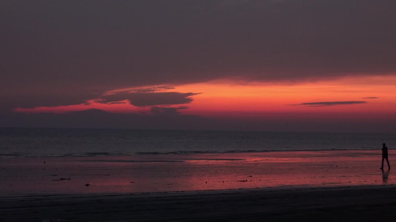 在海上日落视频素材