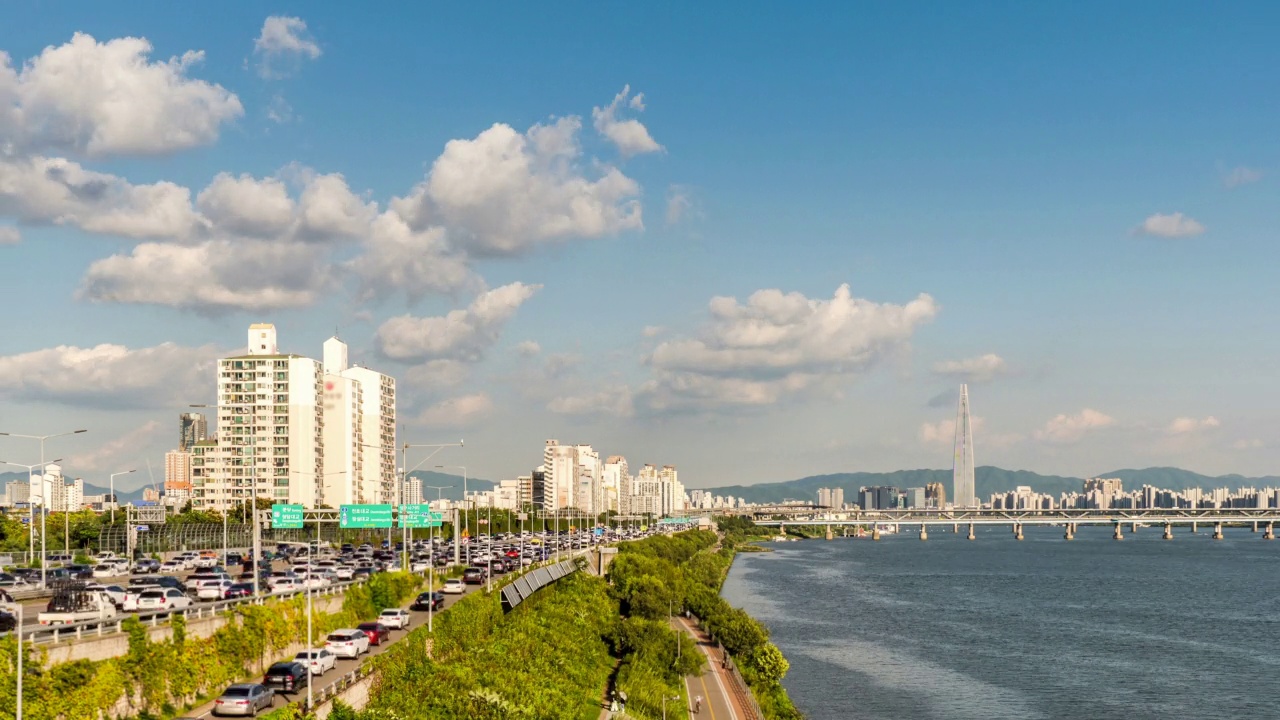 ▽白天=首尔蚕室区、城东区、松坡区附近的汉江、江边北路、永东大桥、清潭大桥、乐天世界大厦等视频素材