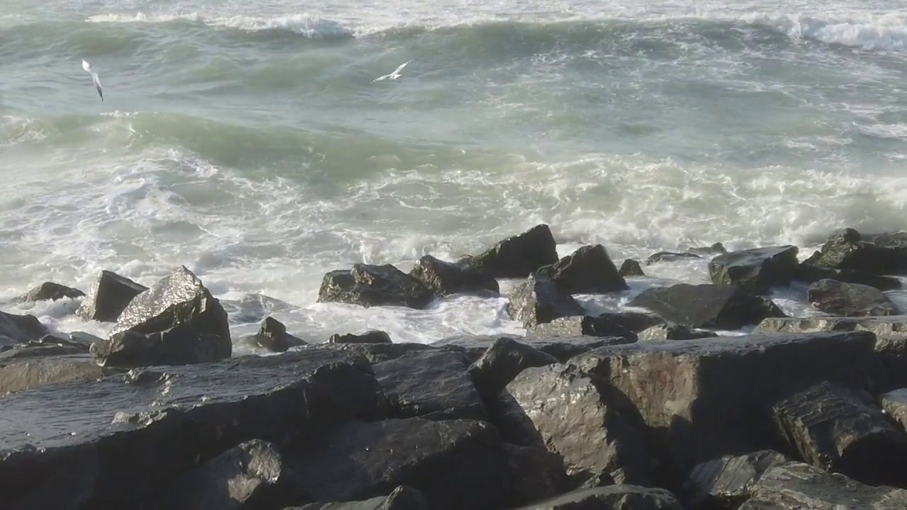 冬季的马尔马拉海景。视频素材