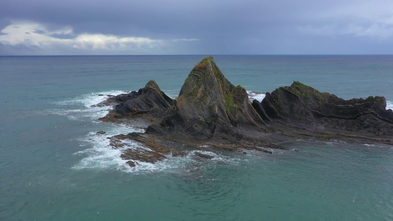 Playa Saturraran，西班牙巴斯克地区视频素材