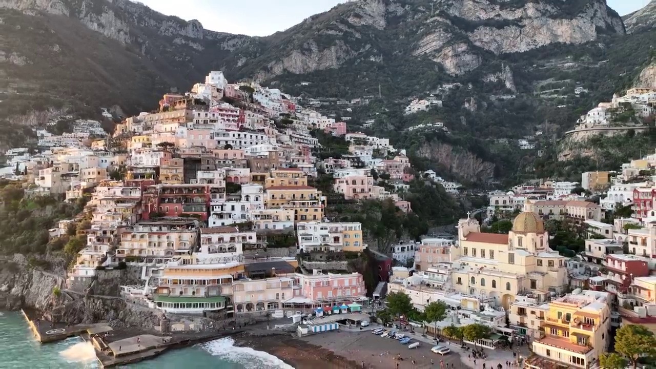 波西塔诺，意大利阿马尔菲海岸的旅游胜地。视频素材