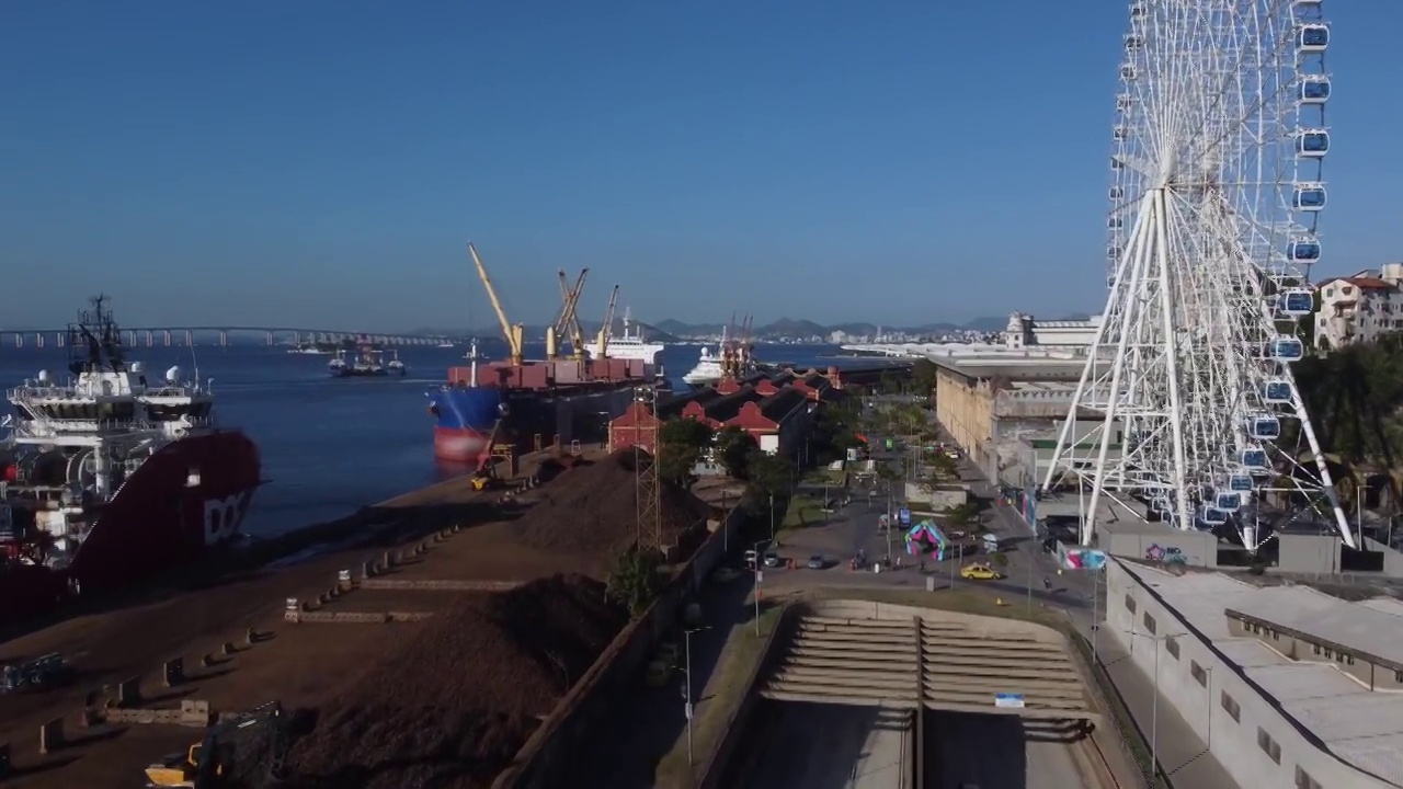 porto maravilha, port area, guanabara bay, tunnel marcelo de alencar，里约热内卢de janeiro, RJ, 2021空气无人机视频素材