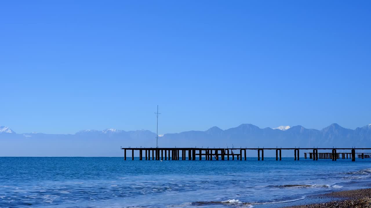 放松的海景和美丽的海滩景色视频素材