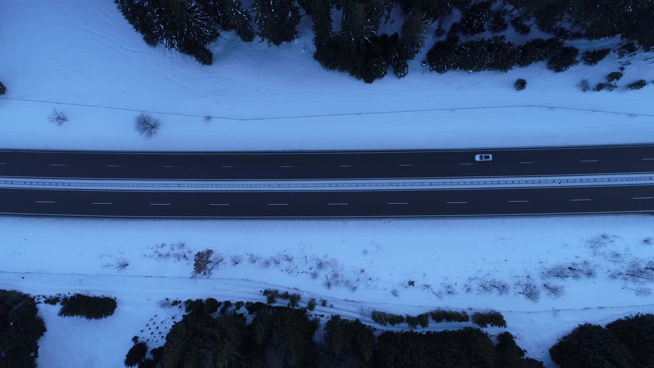 公路冬季无人机拍摄视频素材