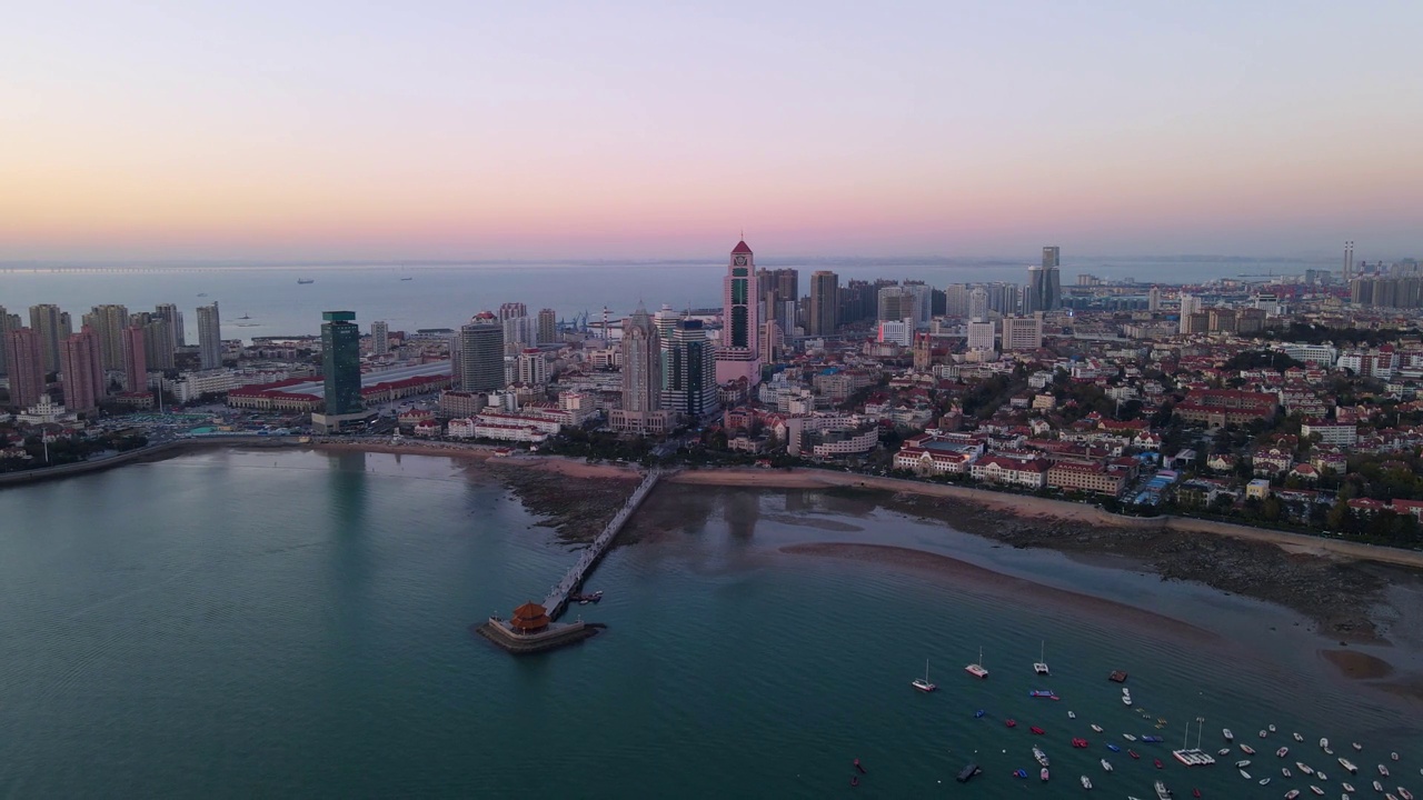 青岛湾城市建筑景观航拍视频素材