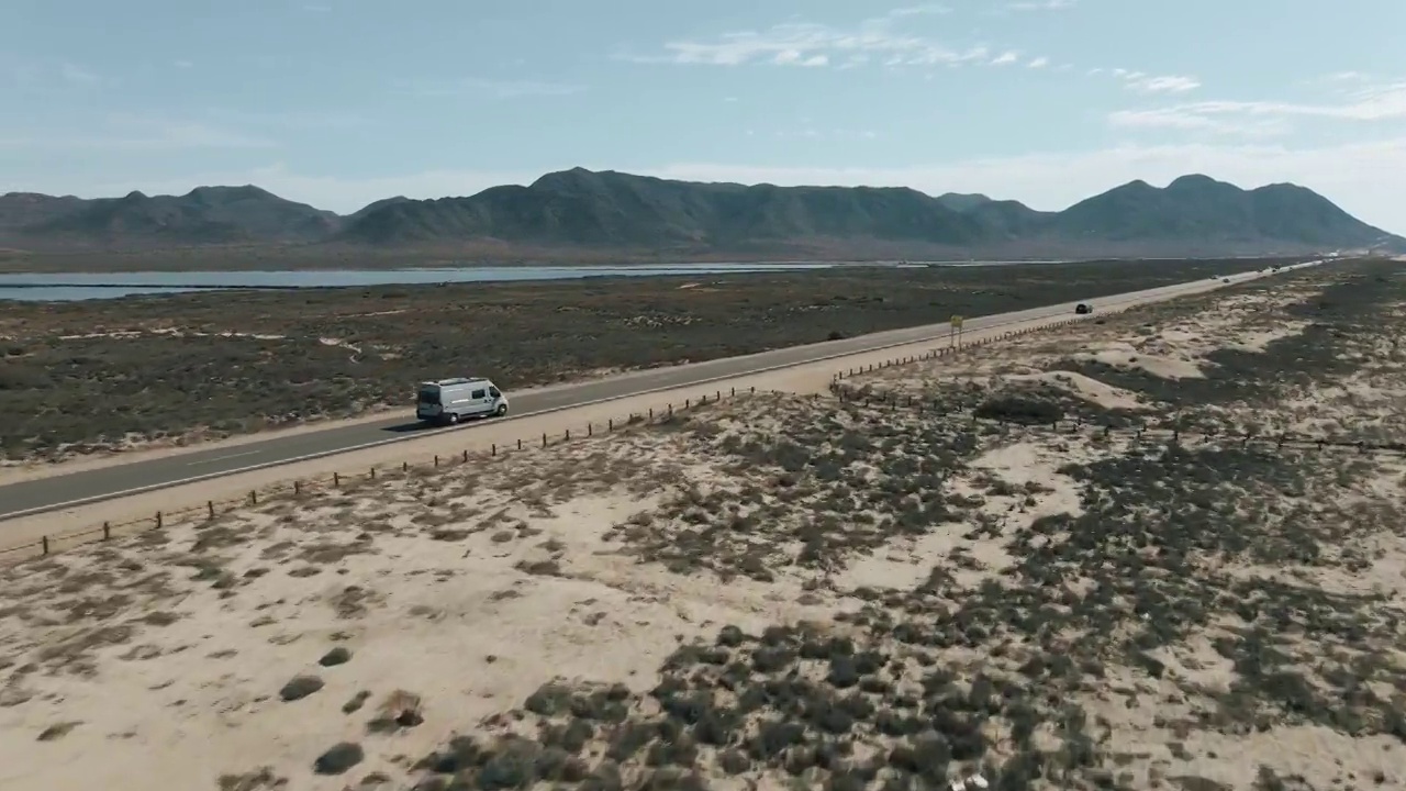 南欧货车旅行无人机剪辑:Cabo de Gata-Níjar安达卢西亚自然公园视频素材