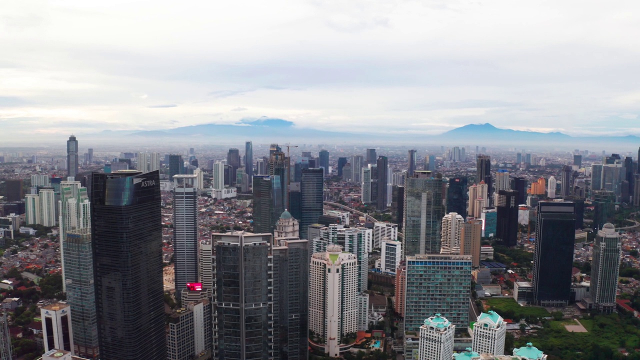 清晨雅加达的摩天大楼景观视频素材