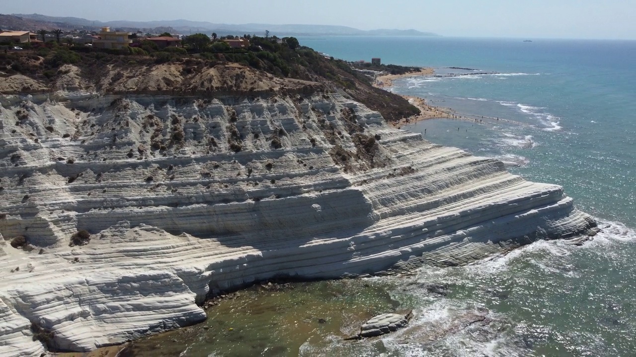 鸟瞰图——意大利西西里岛著名的地标建筑——土尔其Scala视频素材