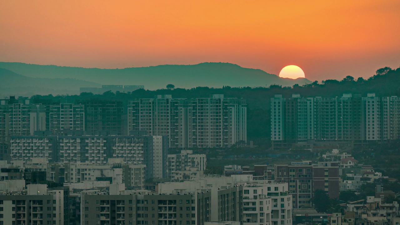 美丽的城市景观，黄金时间和日落，浦那，马哈拉施特拉邦，印度视频下载