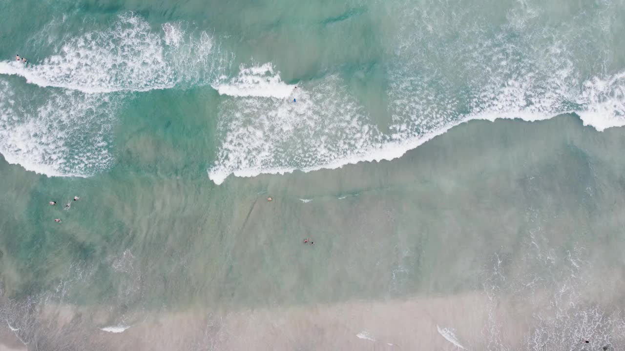 梦幻绿海滩之旅视频素材