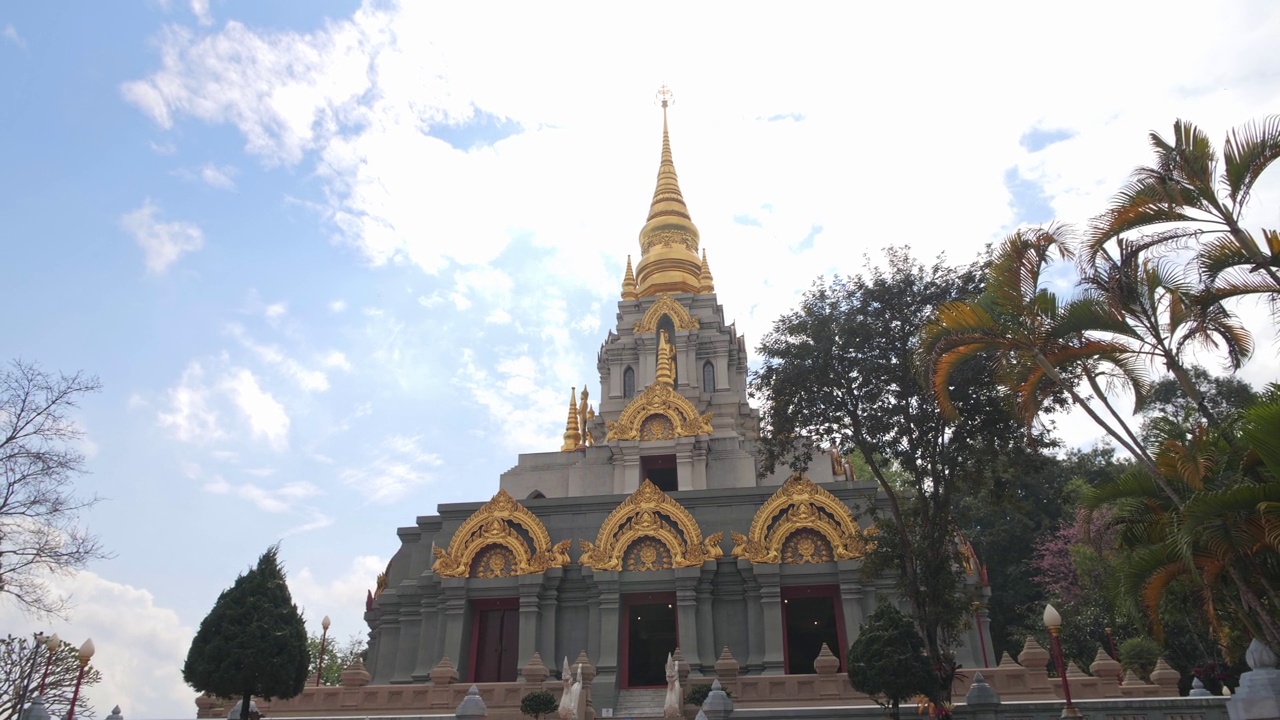 在泰国北部姜雷省的Doi Mae Salong的Doi Salong宝塔中。视频素材